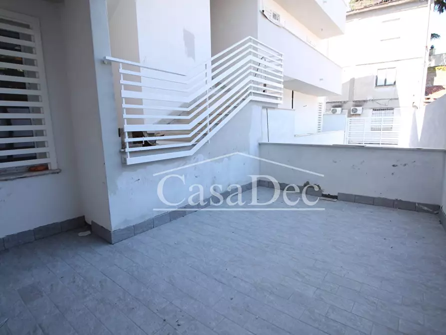 Immagine 19 di Negozio in vendita  in Via Guglielmo Marconi a Cancello Ed Arnone