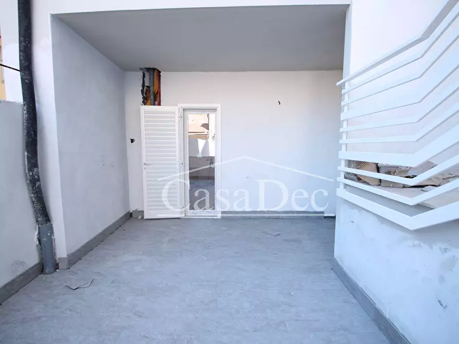 Immagine 22 di Negozio in vendita  in Via Guglielmo Marconi a Cancello Ed Arnone