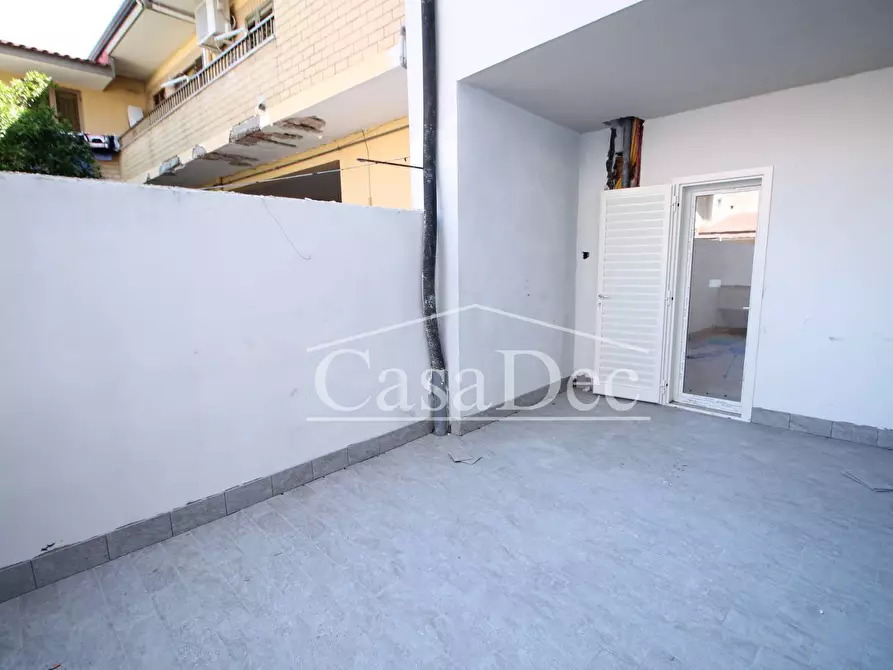 Immagine 23 di Negozio in vendita  in Via Guglielmo Marconi a Cancello Ed Arnone