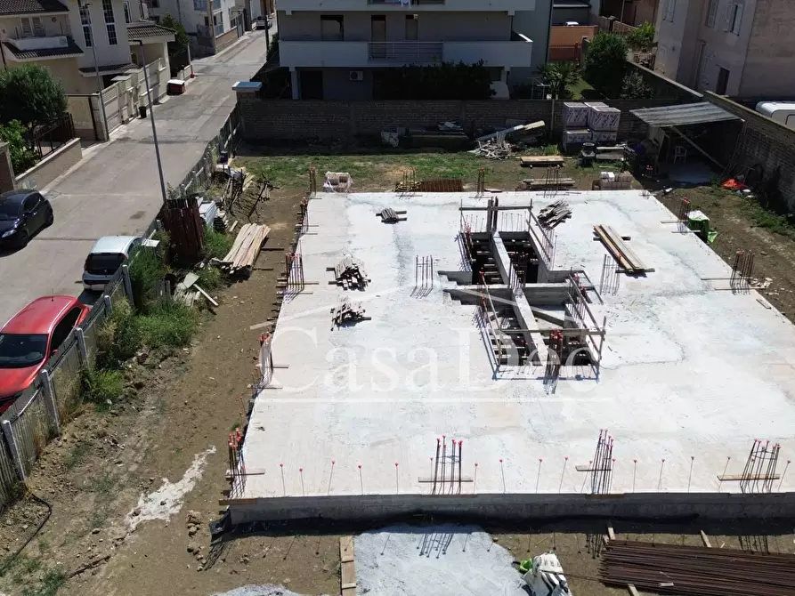 Immagine 7 di Villa in vendita  a Cancello Ed Arnone