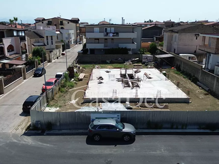 Immagine 1 di Villa in vendita  a Cancello Ed Arnone