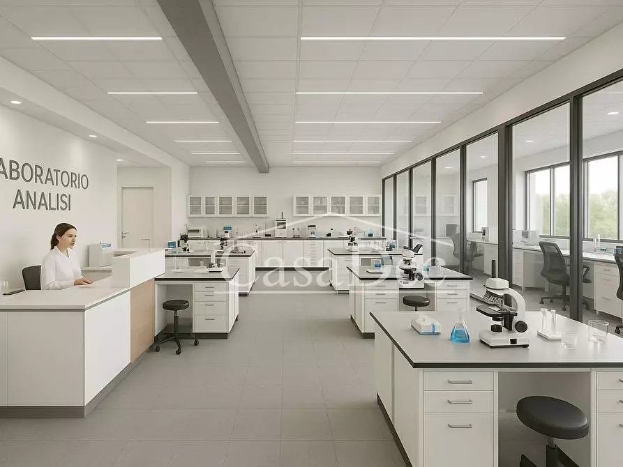 Immagine 5 di Negozio in affitto  in Viale salvo D'Acquisto a Cancello Ed Arnone