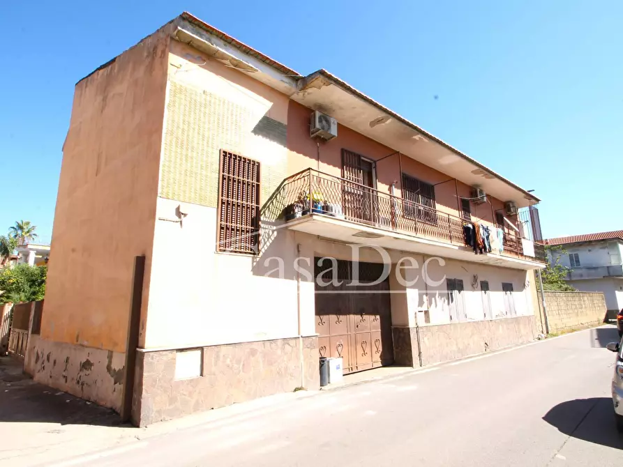 Immagine 1 di Casa indipendente in vendita  in Via Starza a Cancello Ed Arnone