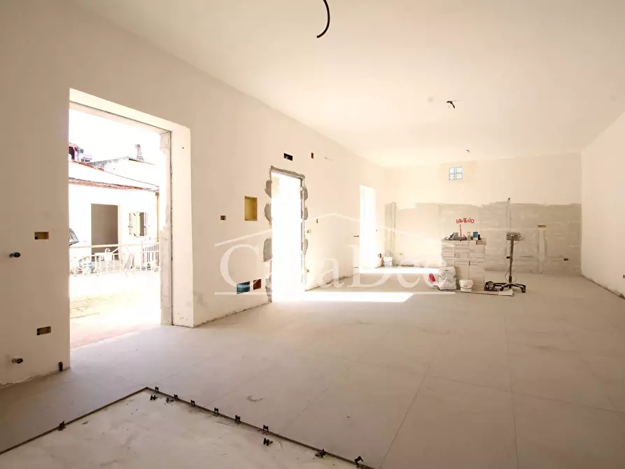 Immagine 25 di Villa in vendita  in Via Sorrento 1 a Trentola Ducenta