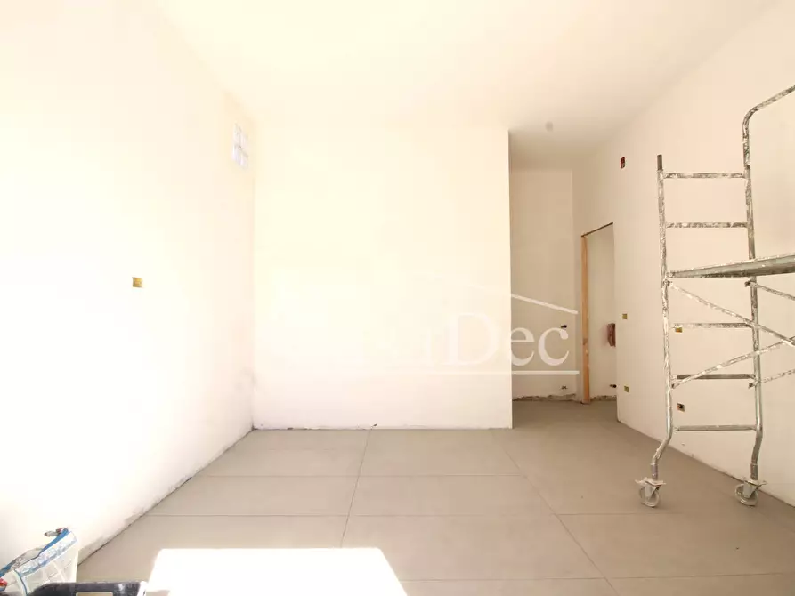 Immagine 47 di Villa in vendita  in Via Sorrento 1 a Trentola Ducenta