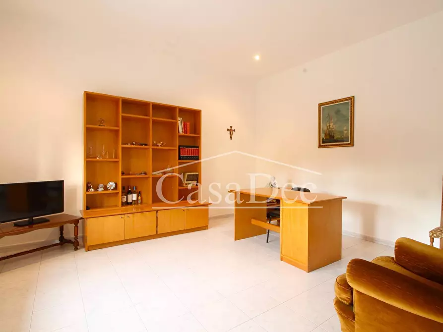 Immagine 15 di Villa in vendita  in Via Boccaccio a Casapesenna