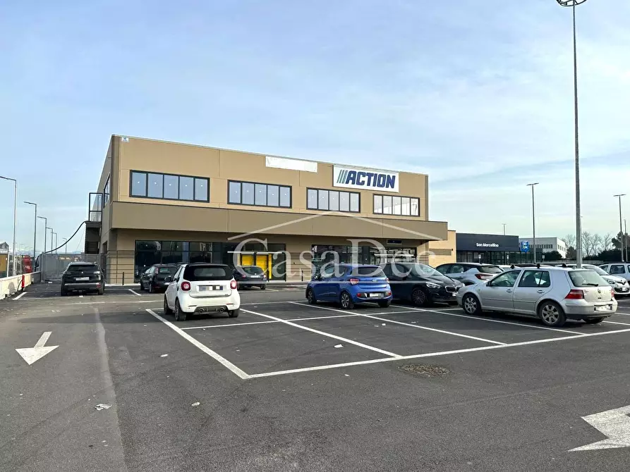 Immagine 1 di Ufficio in affitto  in via salvo d'acquisto a San Marcellino