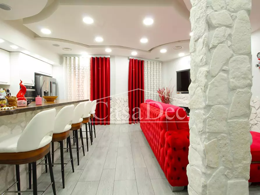 Immagine 7 di Appartamento in vendita  in Via Monte San Gabriele a Napoli