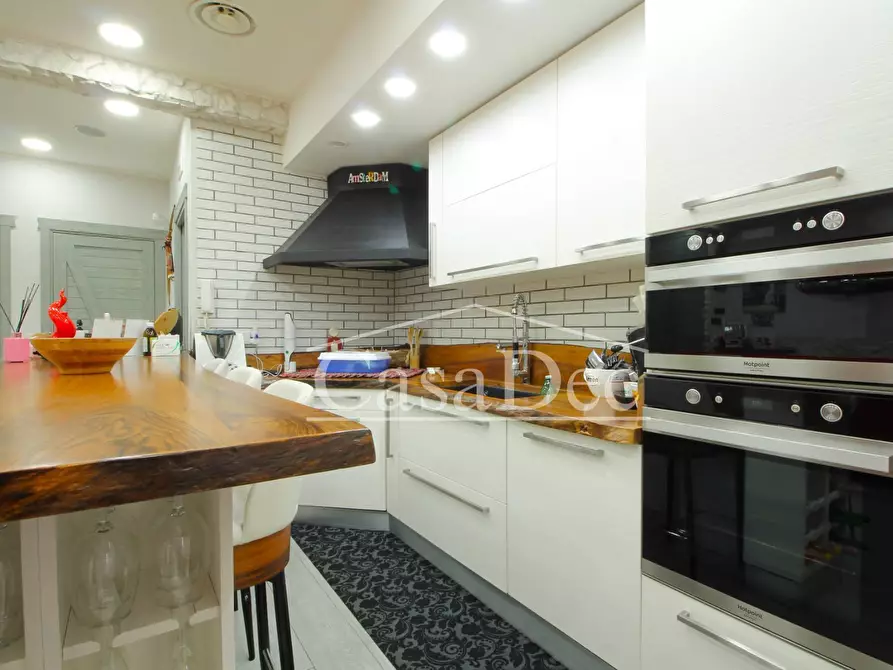 Immagine 14 di Appartamento in vendita  in Via Monte San Gabriele a Napoli