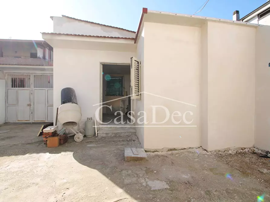 Immagine 8 di Villa in vendita  in Via Sorrento 1 a Trentola Ducenta