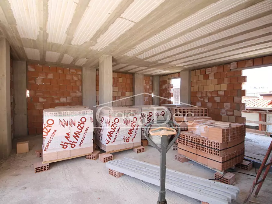 Immagine 20 di Villetta a schiera in vendita  in Via Dei Pini a Trentola Ducenta