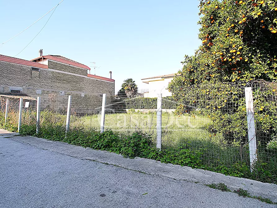 Immagine 4 di Terreno residenziale in vendita  in Via Giovanni XXIII a Frignano