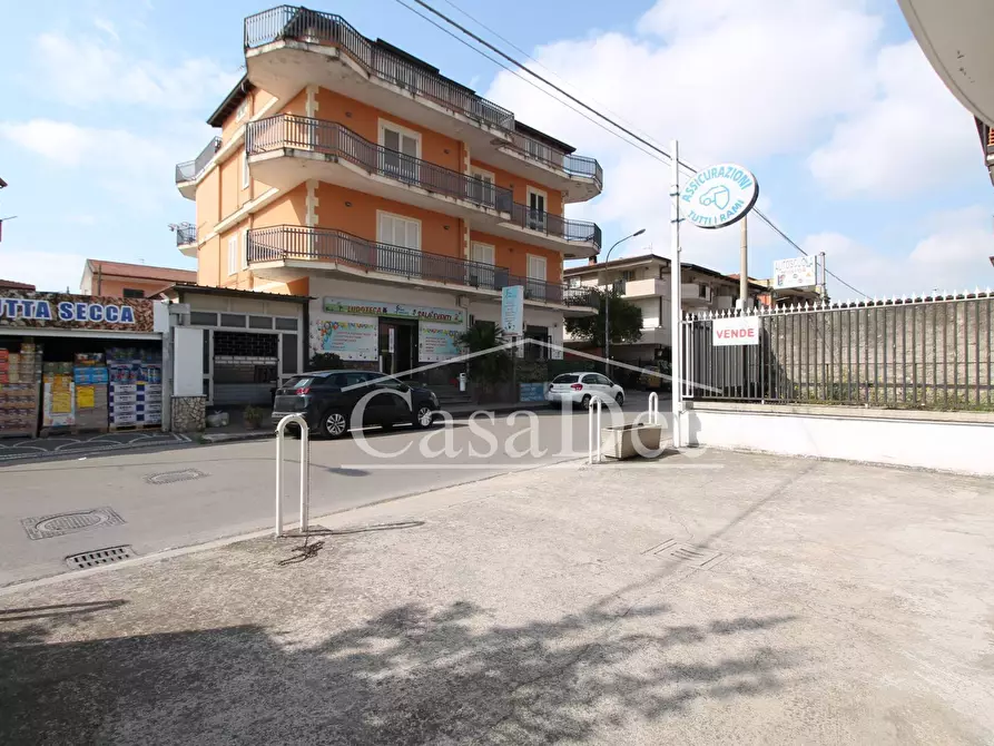 Immagine 8 di Negozio in vendita  in Via Nunziale San Antonio a Trentola Ducenta