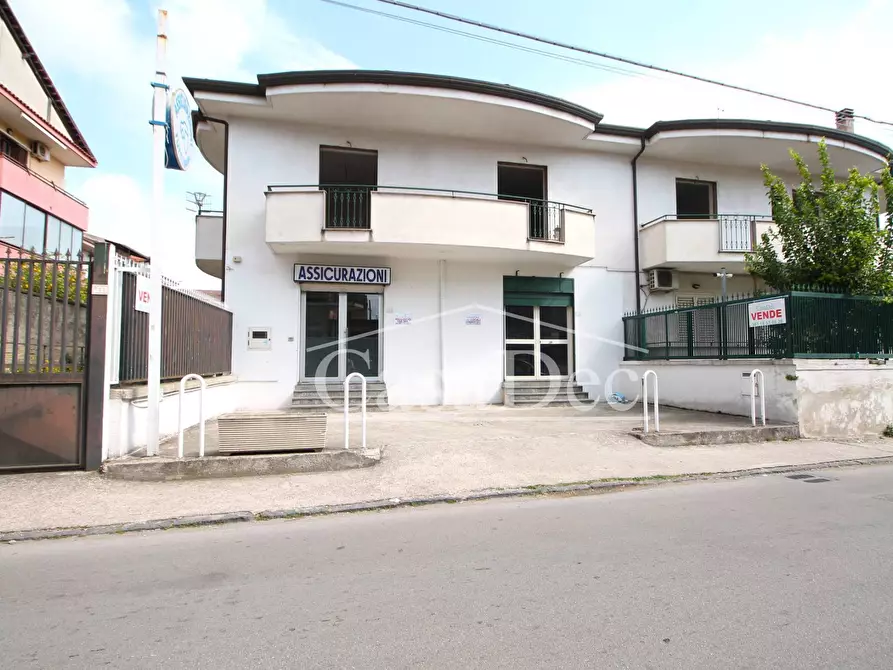 Immagine 3 di Negozio in vendita  in Via Nunziale San Antonio a Trentola Ducenta