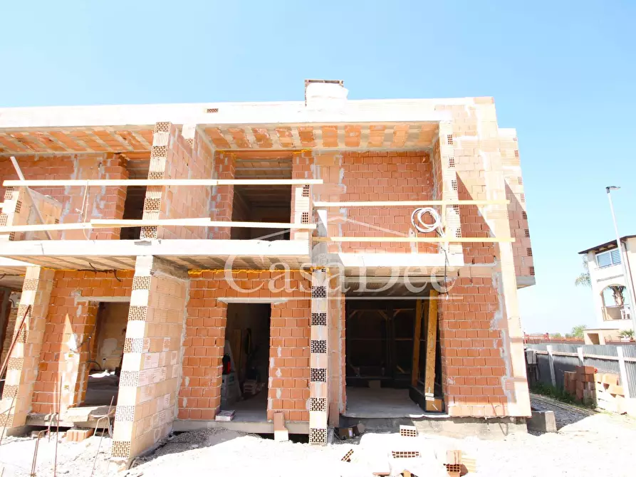 Immagine 6 di Villa in vendita  a Cancello Ed Arnone