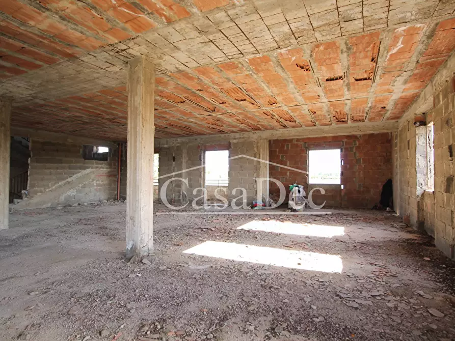 Immagine 12 di Palazzo in vendita  in SP33 s.n.c. a Parete