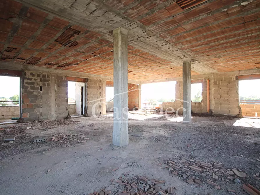 Immagine 17 di Palazzo in vendita  in SP33 s.n.c. a Parete