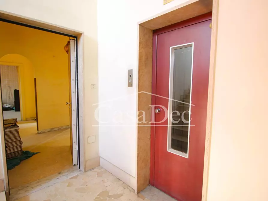 Immagine 5 di Appartamento in vendita  in Via Guglielmo Marconi 108 a Cancello Ed Arnone