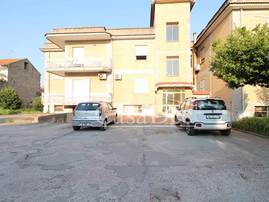 Immagine 5 di Box auto in vendita  in Corso Vittorio Emanuele 20 a Frignano