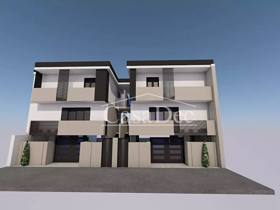 Immagine 2 di Villetta a schiera in vendita  in Via Dei Pini a Trentola Ducenta