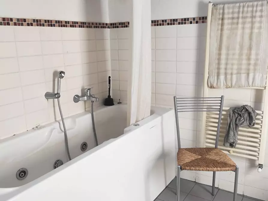 Immagine 2 di Appartamento in vendita  in via porta romana 26 a Rieti