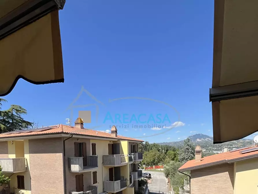 Immagine 7 di Appartamento in vendita  11 a Folignano