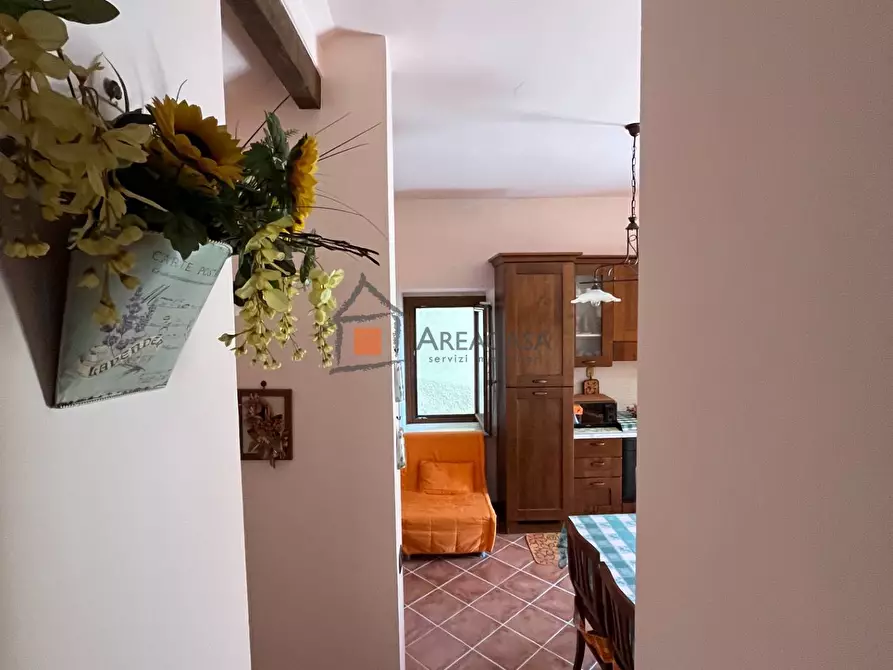 Immagine 9 di Casa indipendente in vendita  28 a Rotella