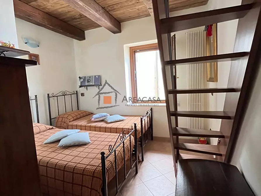 Immagine 16 di Casa indipendente in vendita  28 a Rotella