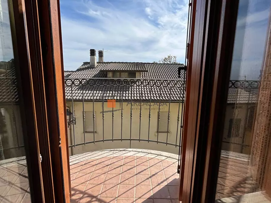 Immagine 28 di Casa indipendente in vendita  28 a Rotella