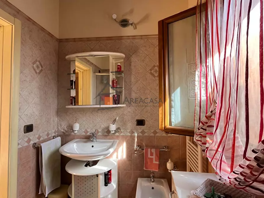 Immagine 35 di Casa indipendente in vendita  28 a Rotella