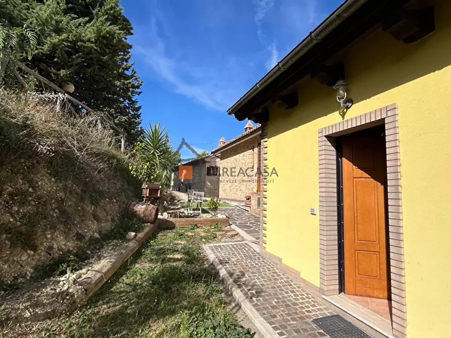 Immagine 38 di Casa indipendente in vendita  28 a Rotella