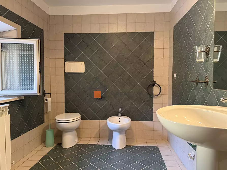 Immagine 21 di Villa in vendita  7 a Grottammare