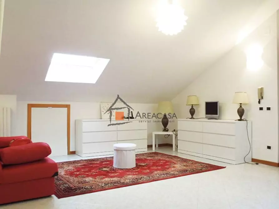 Immagine 14 di Attico in affitto  51 a Sant'egidio Alla Vibrata