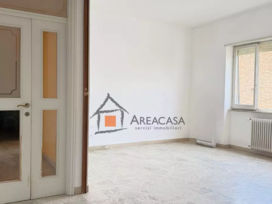 Immagine 2 di Appartamento in vendita  7 a Ascoli Piceno