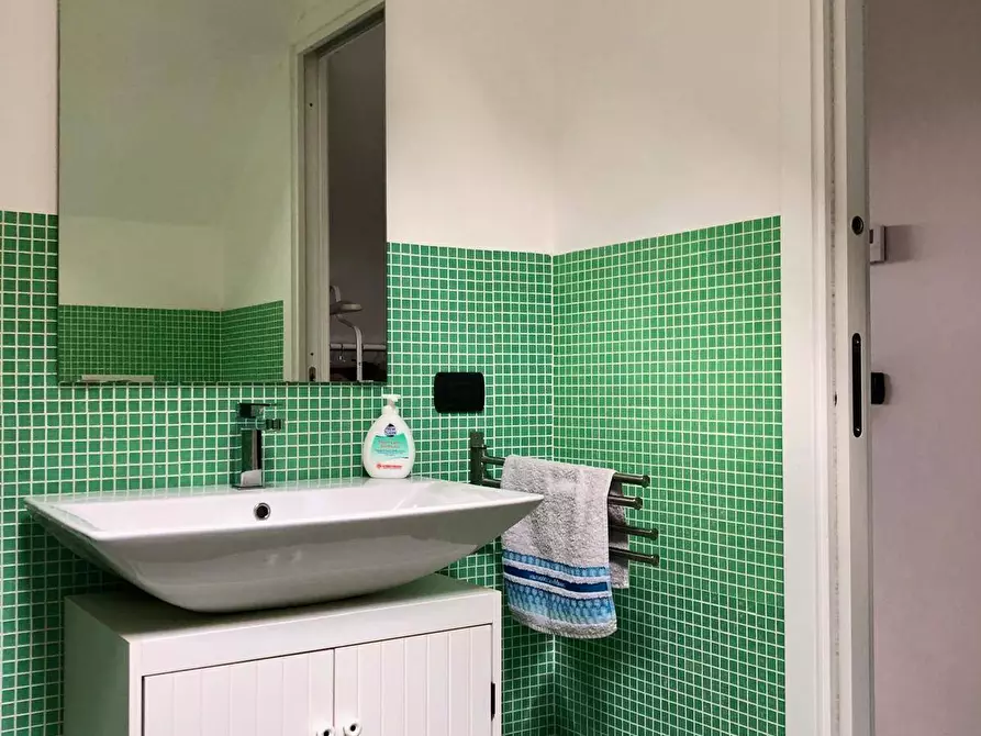 Immagine 23 di Appartamento in vendita  in Frazione Gameragna a Celle Ligure