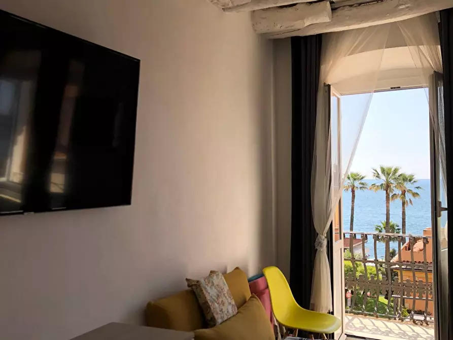 Immagine 1 di Appartamento in affitto  in Via Buranello a Varazze