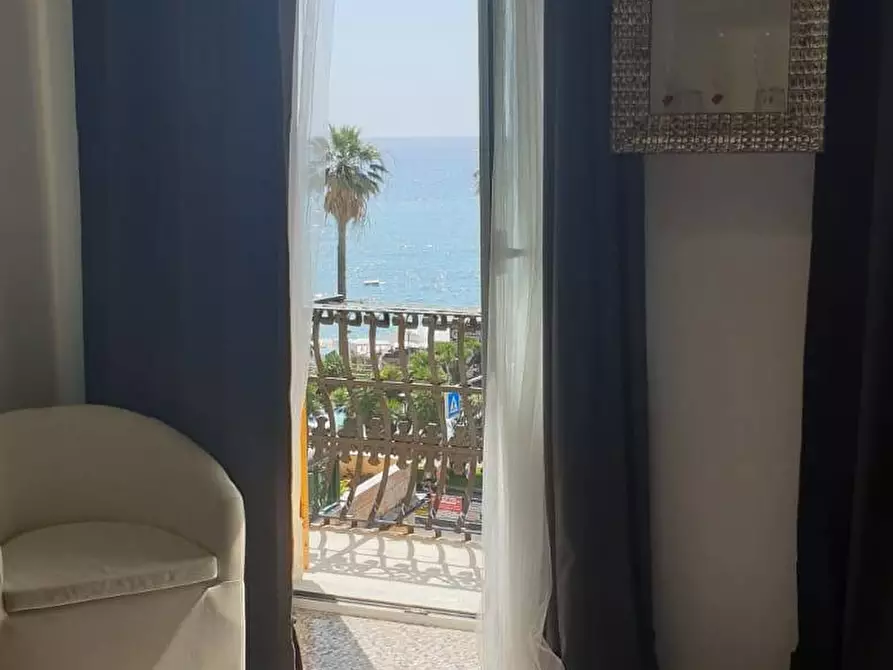 Immagine 5 di Appartamento in affitto  in Via Buranello a Varazze