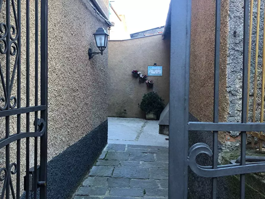 Immagine 25 di Appartamento in affitto  in Via Buranello a Varazze