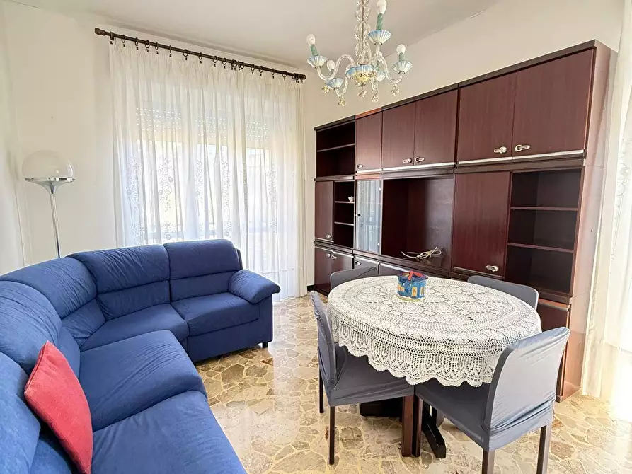 Immagine 7 di Appartamento in vendita  in Via Pizzorno a Varazze