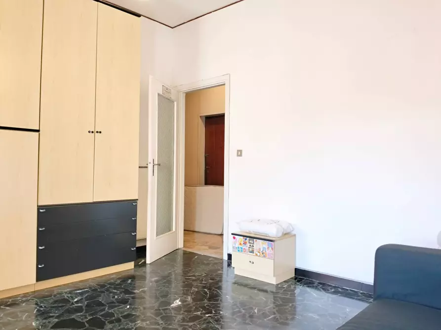 Immagine 3 di Appartamento in vendita  in Via Pizzorno a Varazze