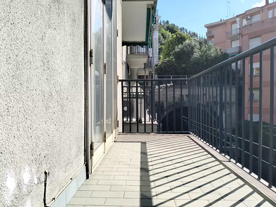 Immagine 20 di Appartamento in vendita  in Via Pizzorno a Varazze