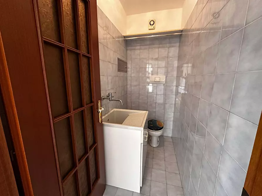 Immagine 15 di Appartamento in vendita  in Via I maggio a Celle Ligure