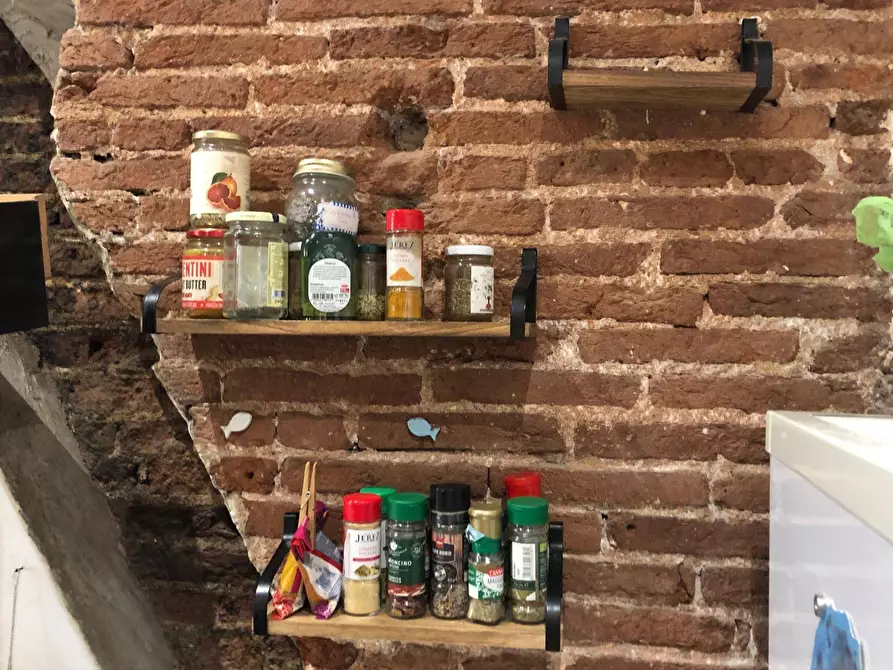 Immagine 5 di Appartamento in vendita  in vico dell'orto 4 a Genova