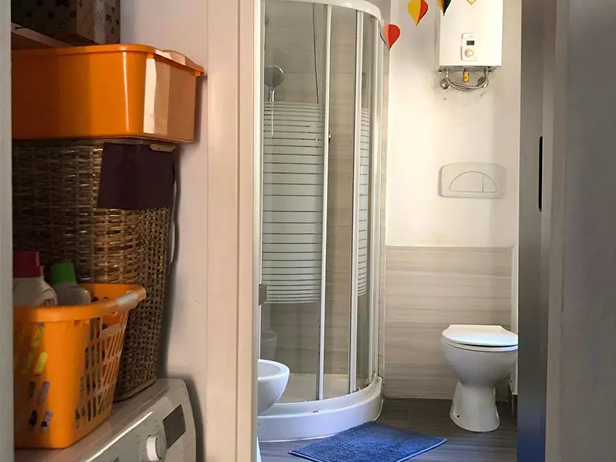 Immagine 11 di Appartamento in vendita  in vico dell'orto 4 a Genova