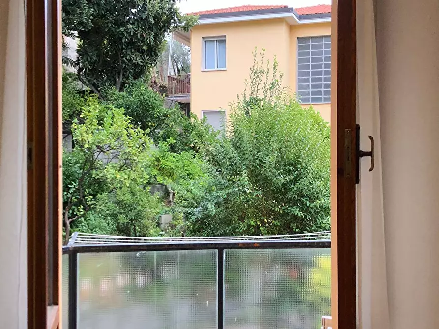 Immagine 5 di Appartamento in vendita  in Via Sardi 28 a Varazze