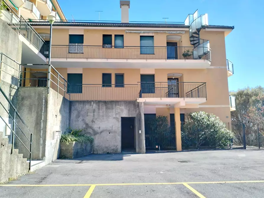 Immagine 31 di Appartamento in vendita  in Via Sardi 28 a Varazze