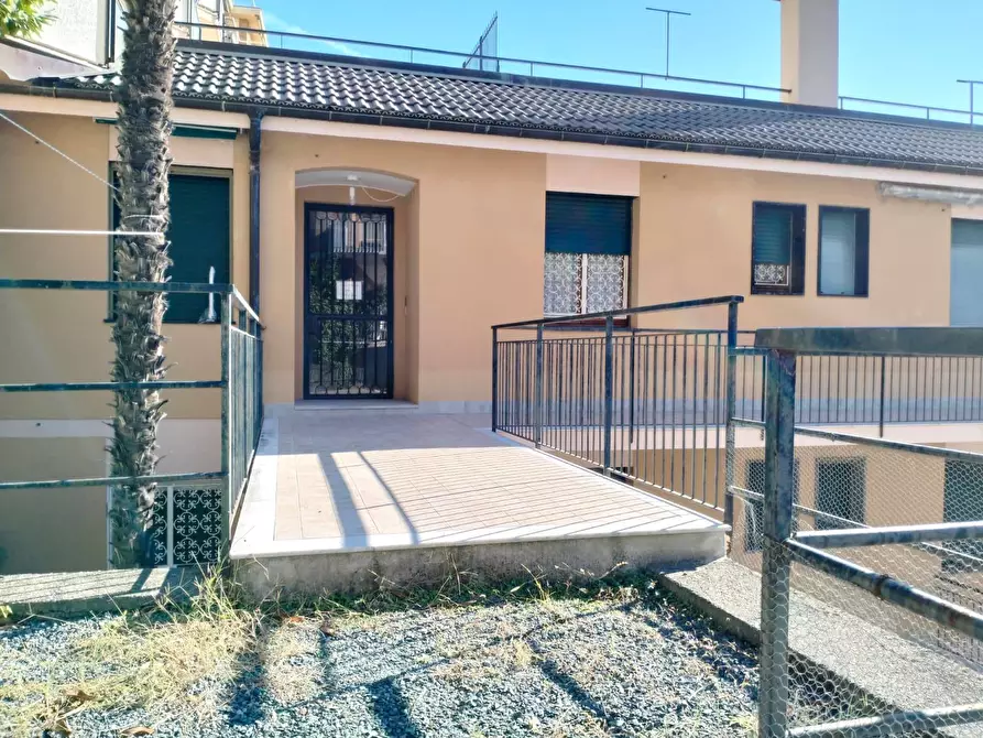 Immagine 32 di Appartamento in vendita  in Via Sardi 28 a Varazze