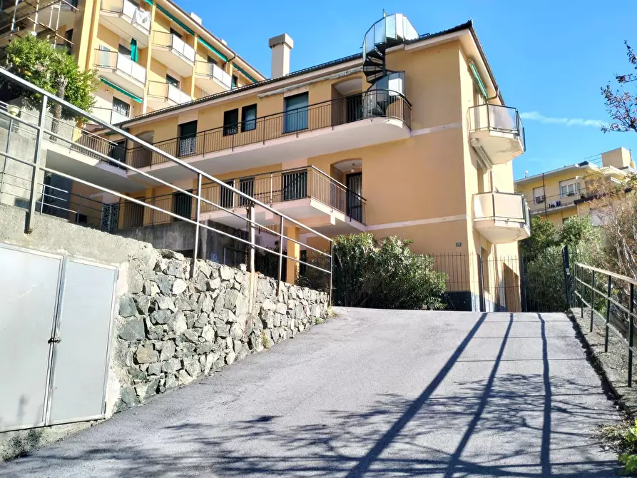 Immagine 33 di Appartamento in vendita  in Via Sardi 28 a Varazze