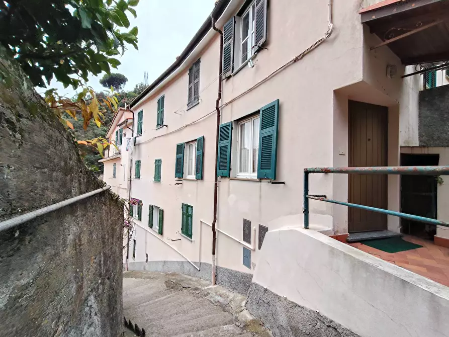 Immagine 18 di Appartamento in vendita  in Via Quinno a Varazze