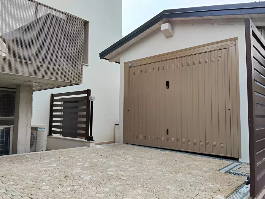 Immagine 4 di Appartamento in affitto  in via accinelli a Varazze